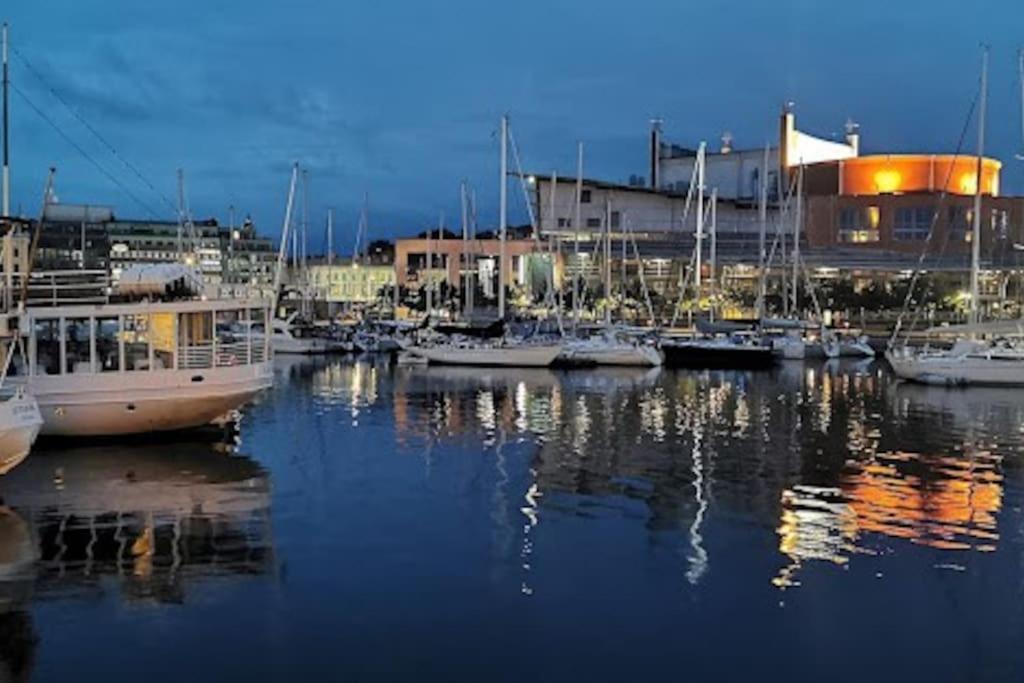 Husbaten Vega 1 Goeteborg City Exterior foto